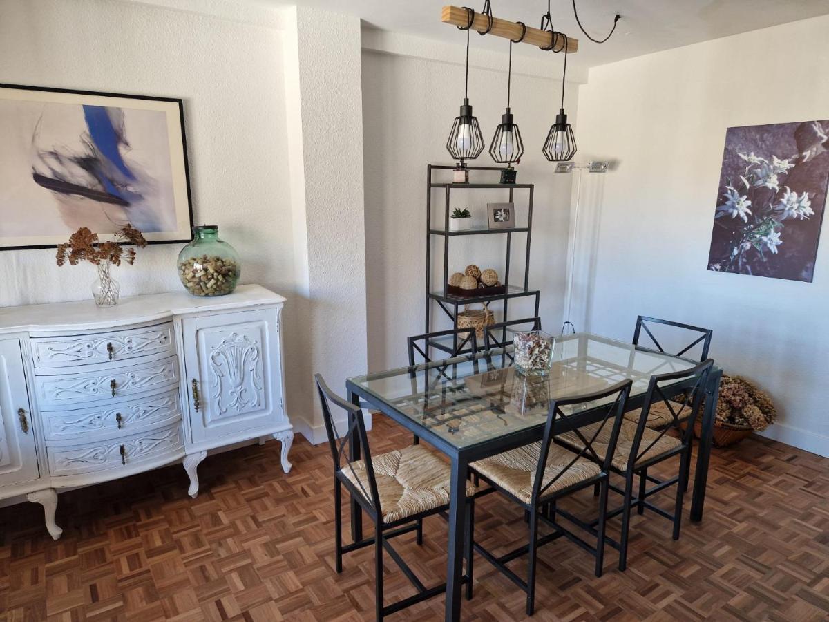 Apartamento Flor De Nieve Jaca Exterior foto