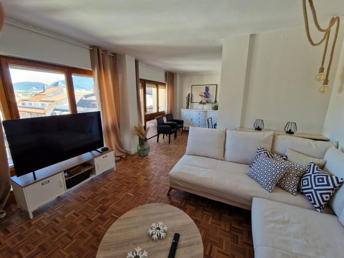 Apartamento Flor De Nieve Jaca Exterior foto
