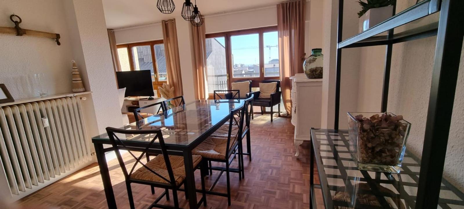Apartamento Flor De Nieve Jaca Exterior foto